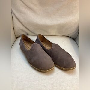 Charix Womens Brown Suede Slip-Ons
